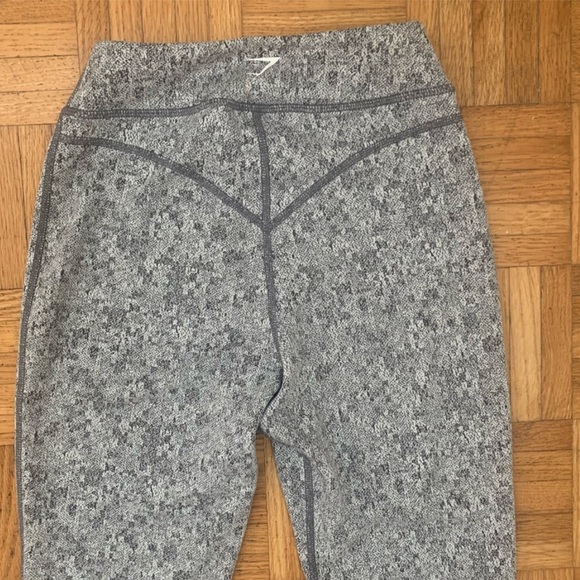 Gymshark Fleur Texture Leggings - Picture 6 of 8